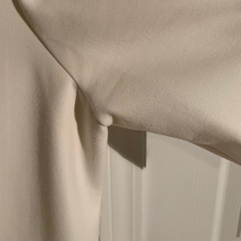 BURBERRY WHITE WINTER DRESS - Picture 3 of 9